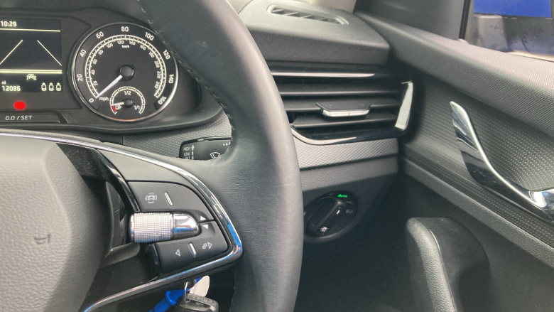 Skoda Kamiq 1.0 TSI 95 SE 5dr Petrol Hatchback